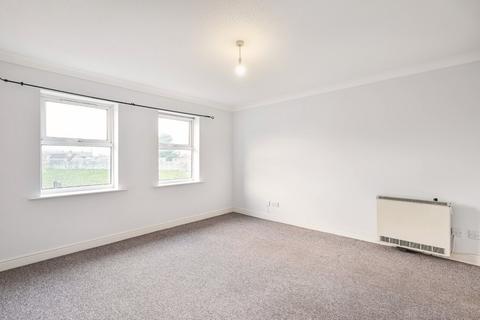 2 bedroom flat to rent, Barbican Road, York, YO10