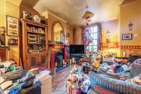 2 bedroom terraced house for sale, Banbury,  Oxfordshire,  OX16