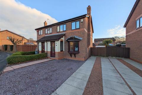 3 bedroom semi-detached house to rent, Westpark Drive, Darlington