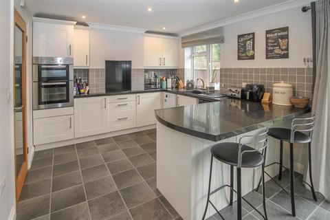 2 bedroom semi-detached house for sale, Stocks Lane, Kelvedon Hatch, Brentwood