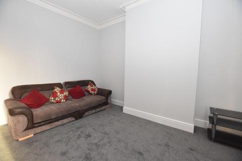 1 bedroom house to rent, Cross Street, Chesterfield