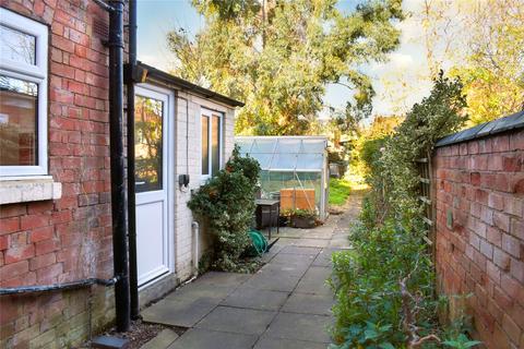 2 bedroom end of terrace house for sale, McIntyre Road, Worcestershire WR2