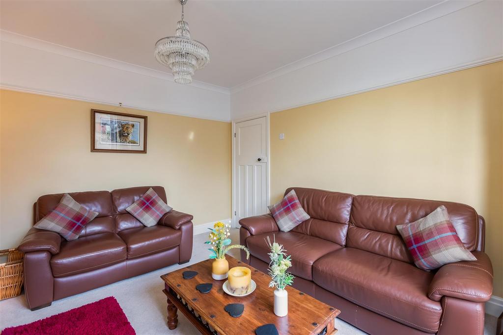 Beacon Park 23 Sitting Room-3.jpg