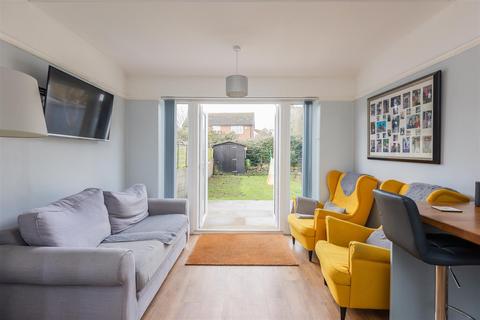 23 Beacon Park, Pickering, YO18 8AQ