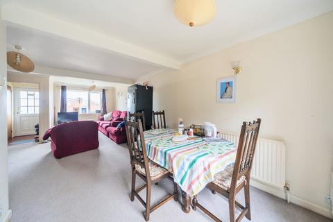 3 bedroom terraced house for sale, Wessex Drive, Cheltenham, Gloucestershire