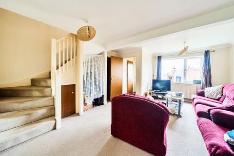 3 bedroom terraced house for sale, Wessex Drive, Cheltenham, Gloucestershire