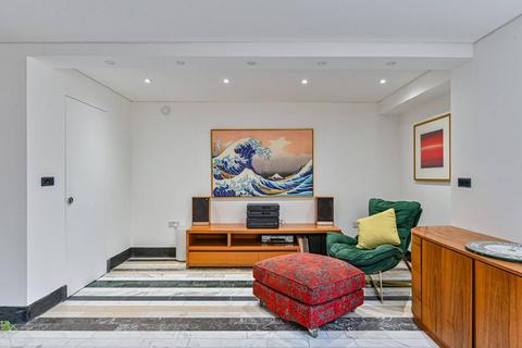 1 Grangewood Lane, Beckenham, BR3 1NT