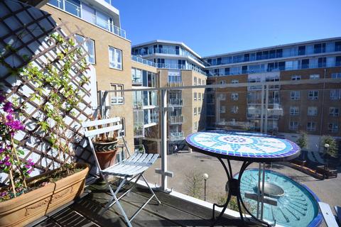 1 bedroom flat to rent, Narrow Street, Limehouse, London, E14