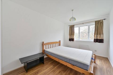 2 bedroom semi-detached house to rent, Kipling Drive, Colliers Wood, London, SW19