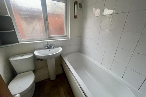 2 bedroom terraced house for sale, St. Johns Crescent, Darlington