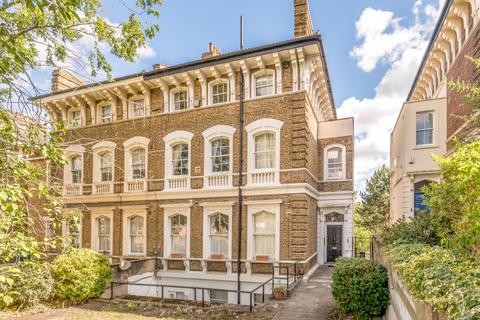 Victoria Way, Charlton, London, SE7