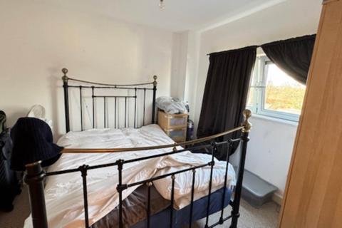 2 bedroom apartment to rent, Hermit Road, London