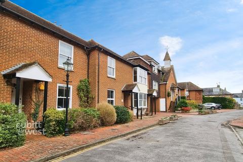 2 bedroom apartment to rent, Tarrant Wharf Arundel BN18