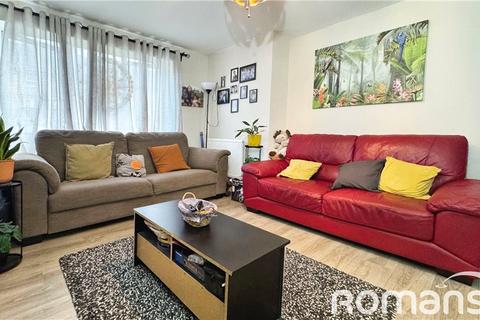 2 bedroom apartment for sale, Kenyon Way, Slough, Berkshire