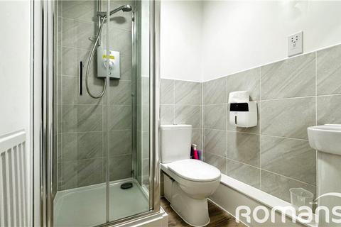 2 bedroom apartment for sale, Kenyon Way, Slough, Berkshire