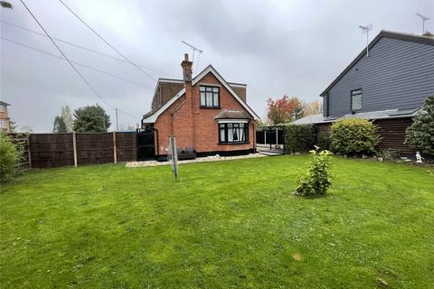 5 bedroom detached house for sale, Hassenbrook Road, Stanford-le-Hope, Essex, SS17