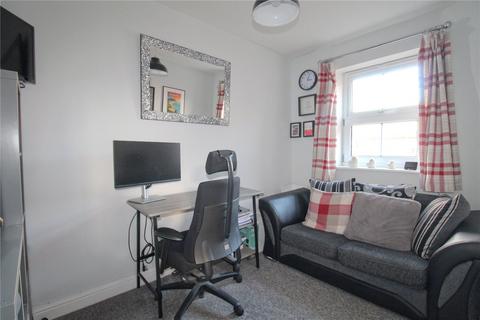 53 Lamplighters Walk, Trowbridge, BA14 0NF