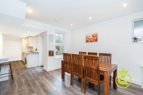 undefined, Approach Road, Poole BH14