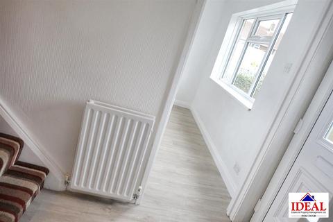 37 Edward Road, Carcroft, Doncaster, DN6 8BP