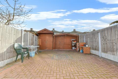 3 bedroom terraced house for sale, Coppermill Lane, Walthamstow