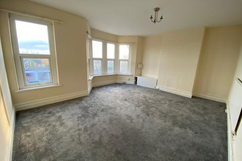 2 bedroom flat to rent, Broad Street, Barry, Vale Of Glamorgan. CF62 7AG