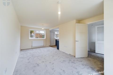 3 bedroom end of terrace house to rent, Chaloner Place, Aylesbury