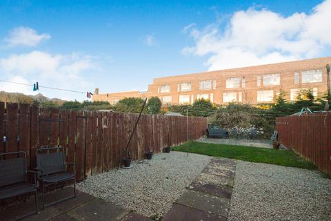 72 Alexander Avenue, Largs, KA30 9EX