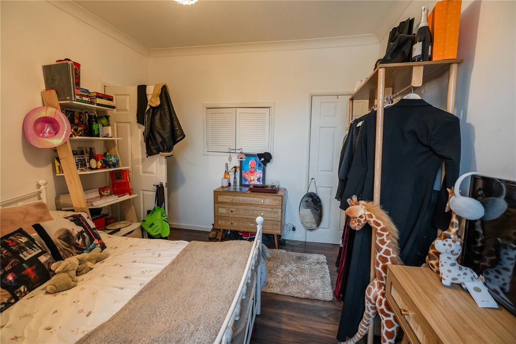 Bedroom 2 (2)