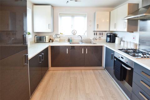 2 bedroom apartment for sale, Clenshaw Path, Basildon, Essex, SS14