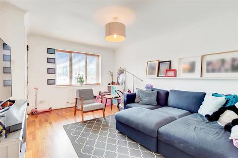 3 bedroom terraced house for sale, Evelyn Road, Britannia Village, E16