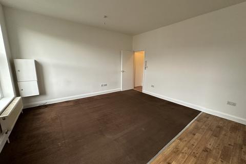 1 bedroom flat to rent, Old Christchurch Road, Bournemouth BH1