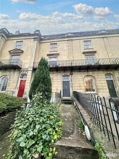 2 bedroom flat to rent, Garden Flat Aberdeen Road Cotham Bristol