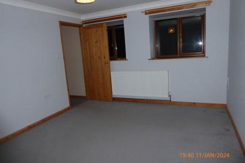 3 bedroom detached house to rent, Near Carmarthen, Carmarthen,