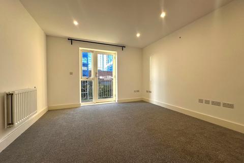 1 bedroom flat to rent, John Thornycroft Road, Hampshire SO19