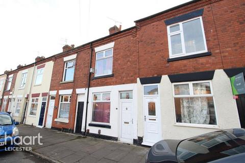 2 bedroom terraced house to rent, Pool Road, Leicester