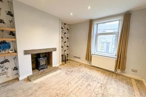 2 bedroom terraced house for sale, North Street, Silsden