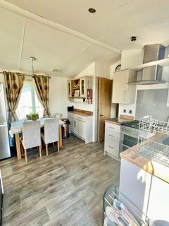 2 bedroom lodge for sale, Flag Hill, Great Bentley, Colchester, CO7