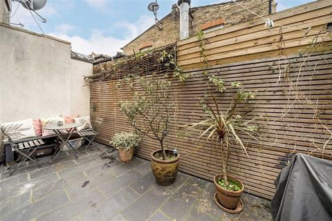 3 bedroom house for sale, Gillian Street, London SE13