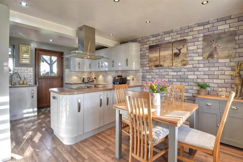 18 Forge Meads, Wittersham, Tenterden, TN30 7PE