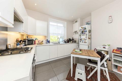 2 bedroom flat to rent, Richmond Hill, Richmond TW10