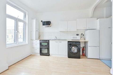 2 bedroom flat to rent, Lordship Lane, London SE22