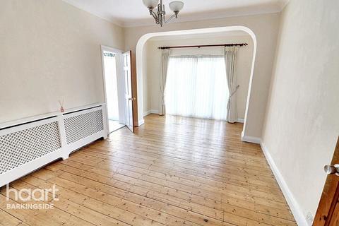 4 bedroom end of terrace house for sale, Denham Drive, Gants Hill