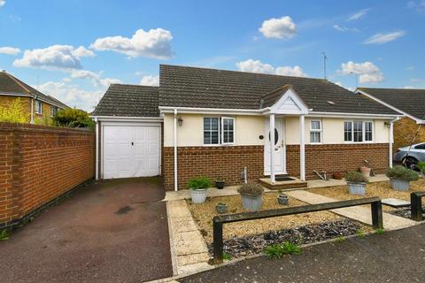 2 bedroom detached bungalow for sale, Essex Close, Canvey Island SS8