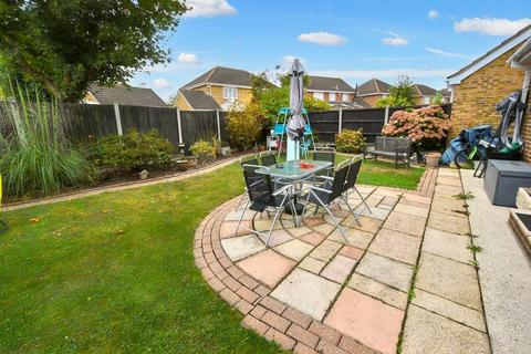 undefined, Essex Close, Canvey Island SS8