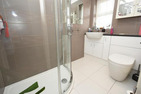 undefined, Essex Close, Canvey Island SS8