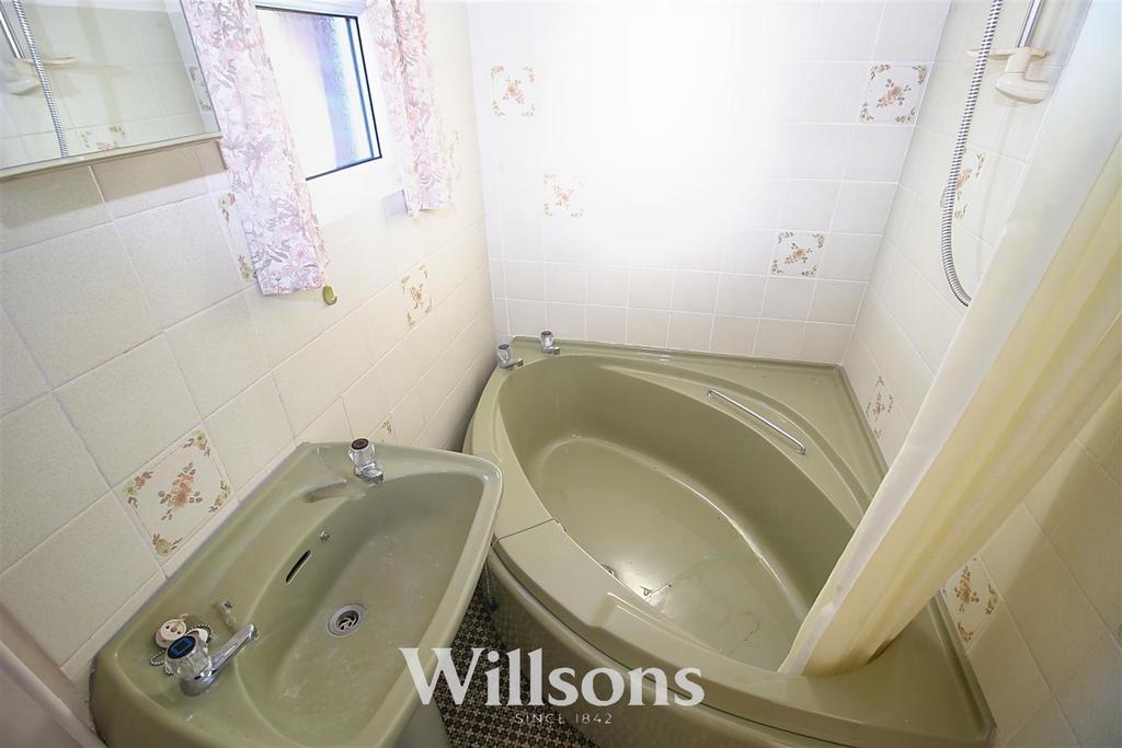 Gf bathroom a.jpg