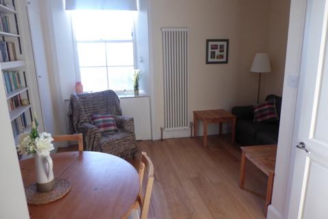 2 bedroom flat to rent, Canongate, Royal Mile, Edinburgh, EH8