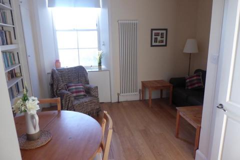 2 bedroom flat to rent, Canongate, Royal Mile, Edinburgh, EH8