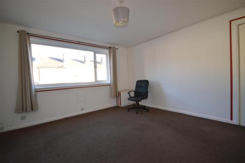 2 bedroom flat for sale, Dunbar Street, Wakefield