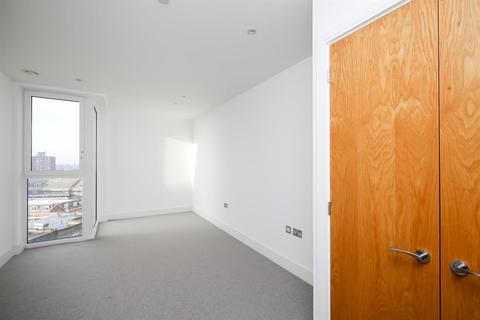 1 bedroom flat for sale, Hoopers Mews Acton